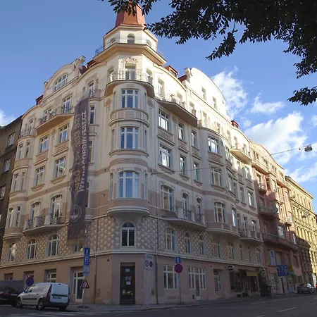Zborovska 6 프라하
